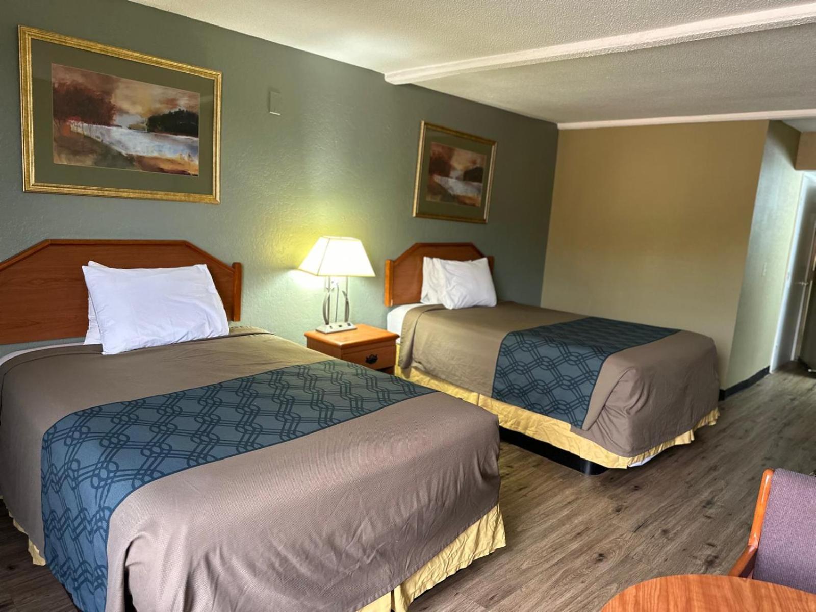 Rodeway Inn Stone Mountain Такер Экстерьер фото
