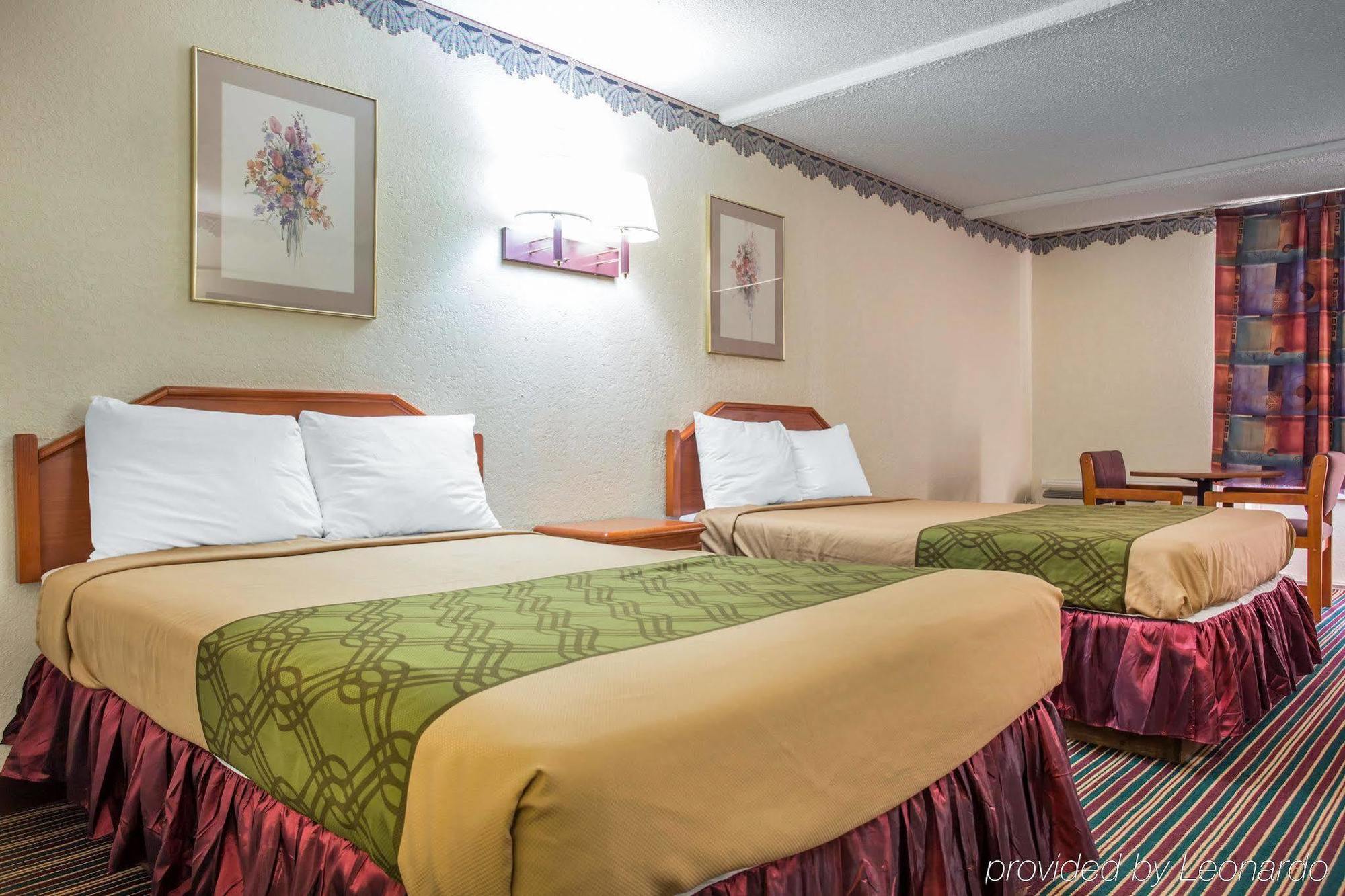 Rodeway Inn Stone Mountain Такер Экстерьер фото